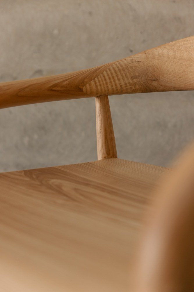 Curve of the ash backrest, close detail